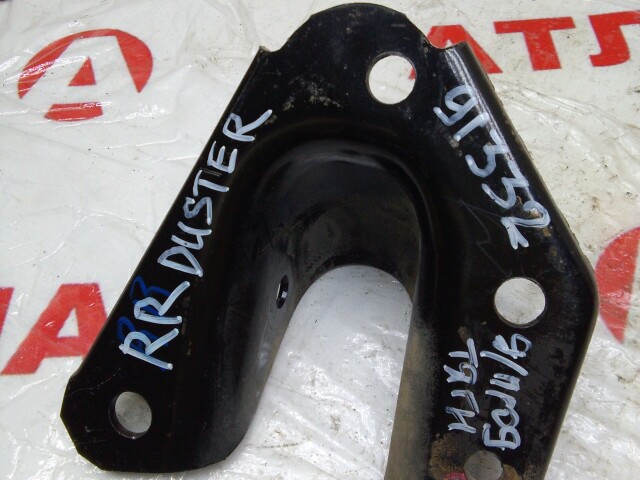 Крепление  RENAULT Duster 