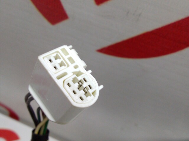 Зеркало TOYOTA Avensis 