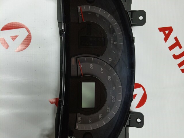 Щиток приборов TOYOTA Camry 