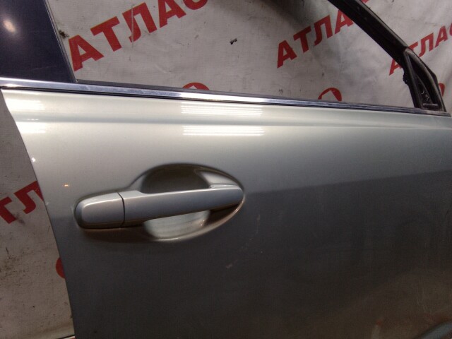 Дверь TOYOTA Avensis 