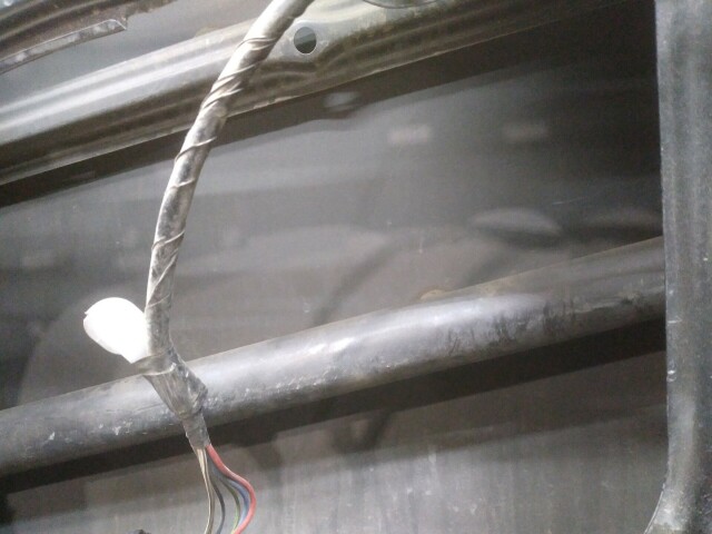 Дверь TOYOTA Corolla 