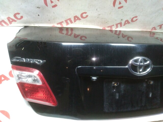Крышка багажника TOYOTA Camry 