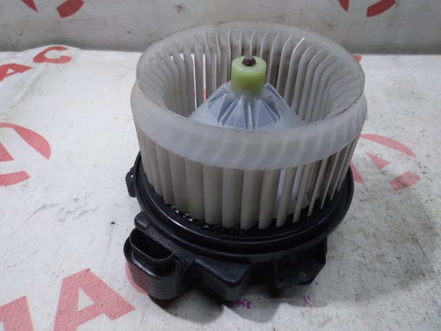 Моторчик печки TOYOTA Vitz 