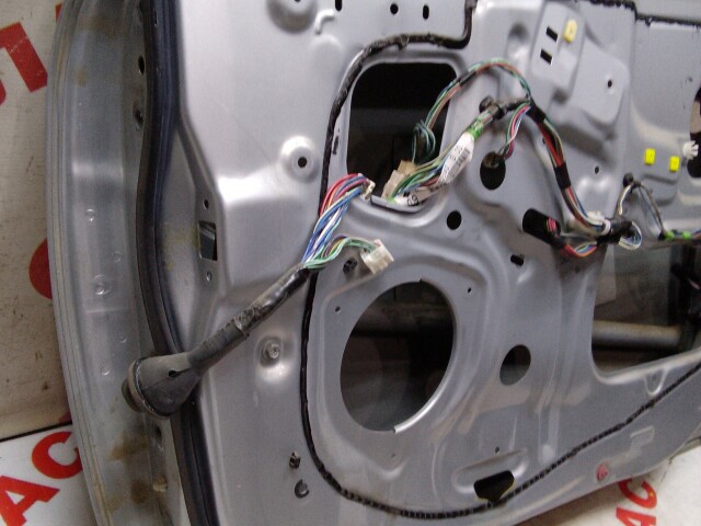 Дверь TOYOTA Vitz 