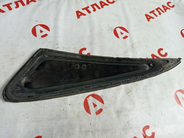 Треугольник (стекло) TOYOTA Sprinter 