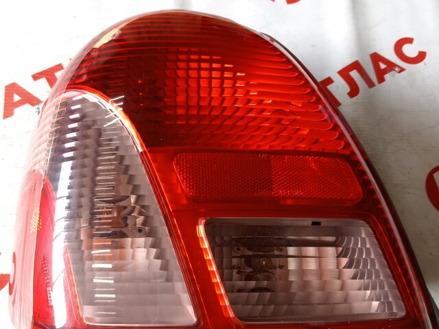 Стоп TOYOTA Platz 