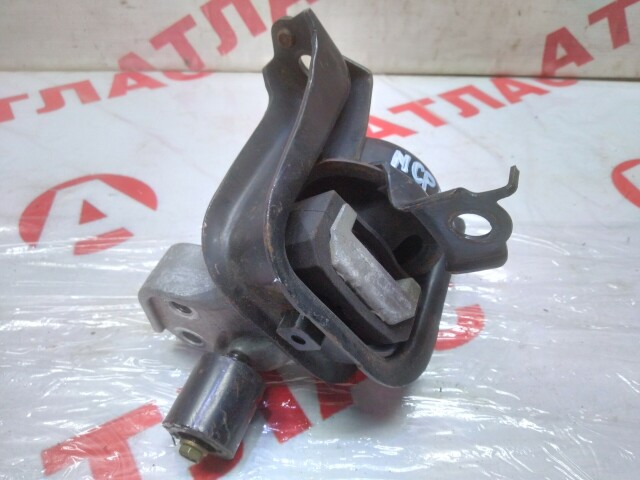 Подушка ДВС TOYOTA Platz 