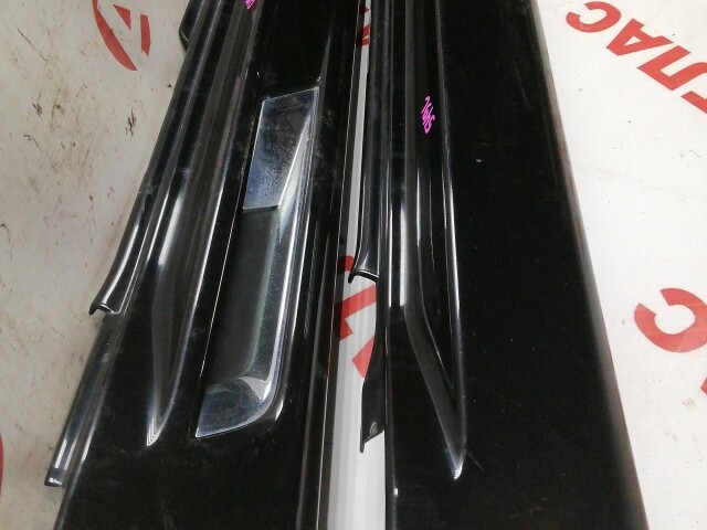 Накладка порога MITSUBISHI Outlander 