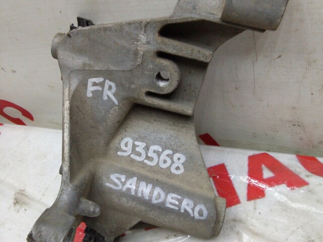 Кронштейн подушки ДВС RENAULT Sandero Stepway 