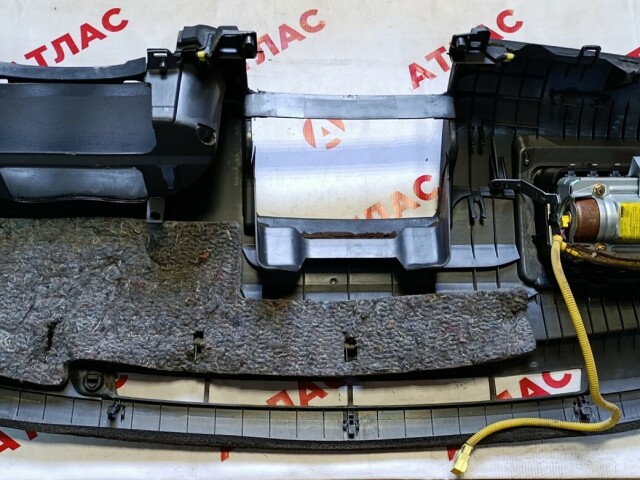 Торпедо TOYOTA Avensis 