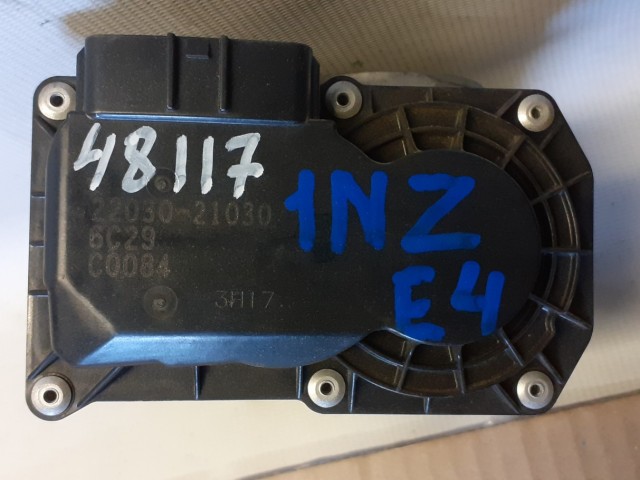 Дроссельная заслонка TOYOTA Sienta 1NZ-FE