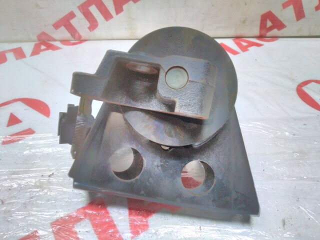 Подушка ДВС NISSAN Primera 