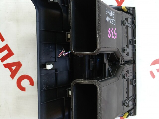 Решетка вентиляции салона TOYOTA Camry 