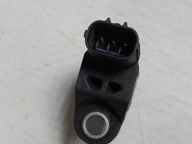 Датчик распредвала HONDA Fit L13A