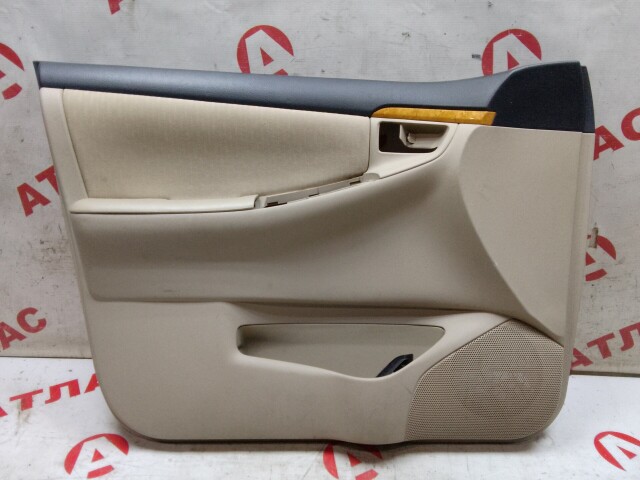 Обшивка двери TOYOTA Corolla Runx 