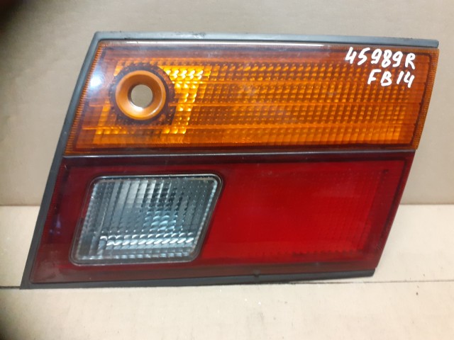 Вставка багажника NISSAN Sunny 