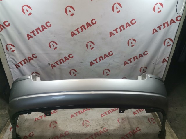 Бампер задний TOYOTA Avensis 