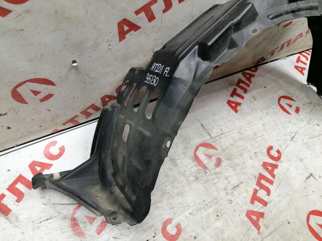 Подкрылок TOYOTA Caldina 