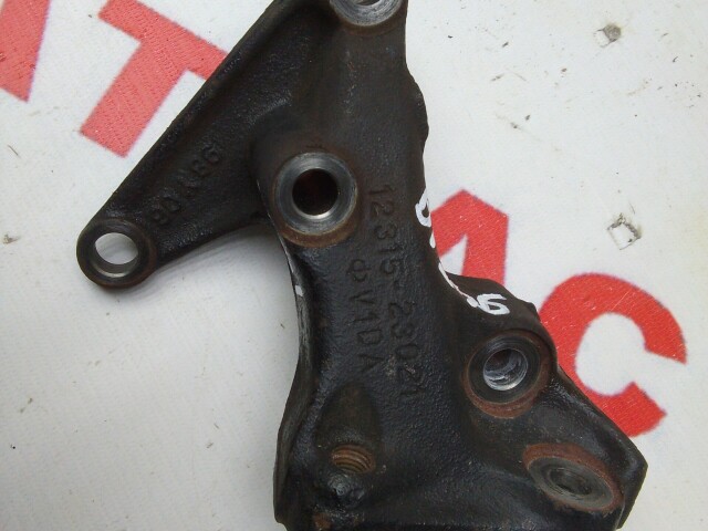 Кронштейн подушки ДВС TOYOTA Vitz 