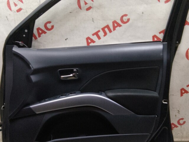 Дверь MITSUBISHI Outlander 