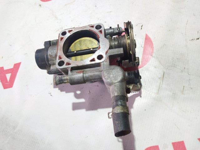 Дроссельная заслонка NISSAN Primera SR20-DE