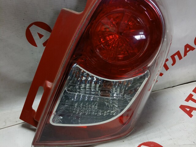Стоп TOYOTA Ractis 