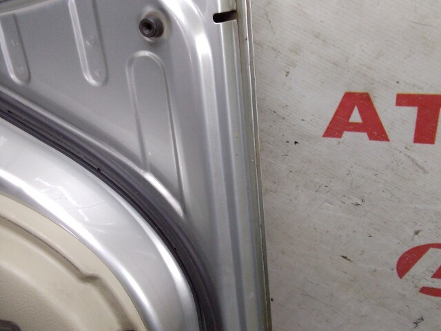 Дверь TOYOTA Avensis 