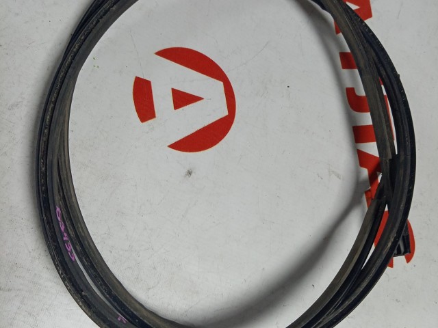 Молдинг крыши TOYOTA Avensis 