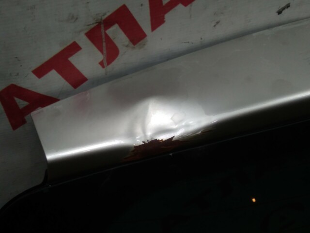 Дверь багажника TOYOTA Vitz 