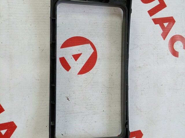 Рамка магнитолы TOYOTA Avensis 