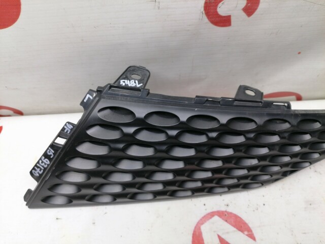 Решетка радиатора NISSAN Juke 