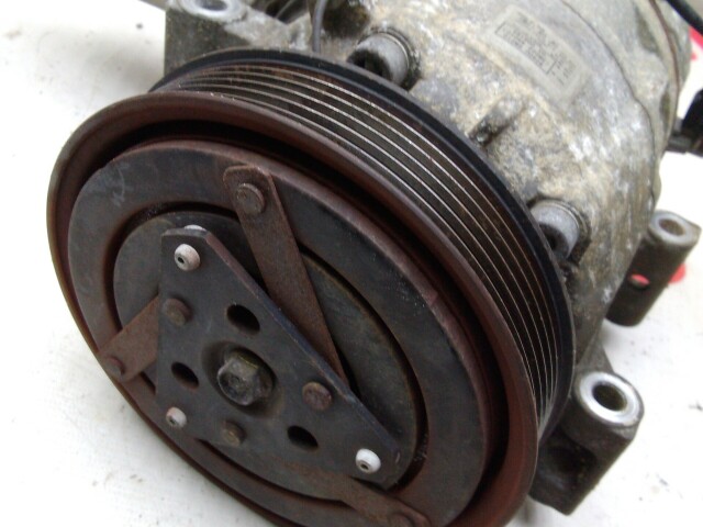 Компрессор кондиционера NISSAN X-Trail QR20-DE