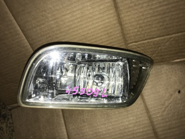 Туманка TOYOTA Mark II Qualis 