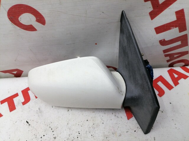 Зеркало TOYOTA Ist 