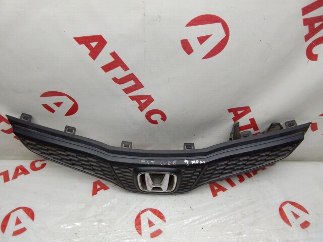 Решетка радиатора HONDA Fit 