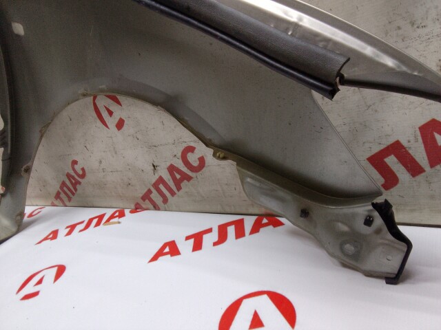 Крыло TOYOTA Corolla 