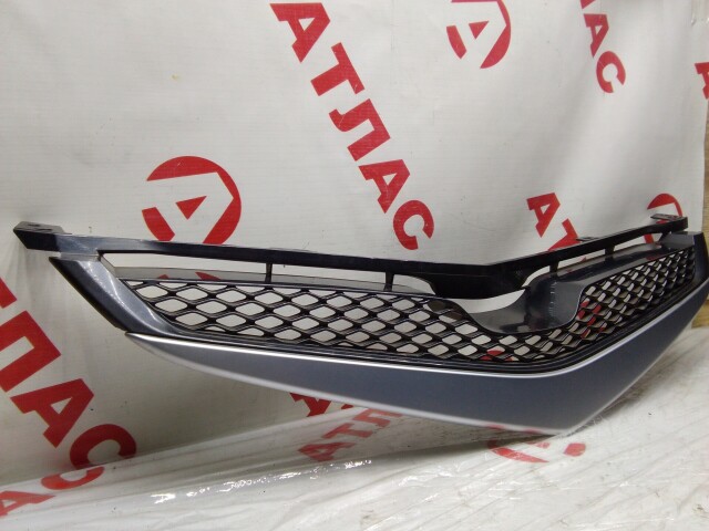 Решетка радиатора HONDA - 