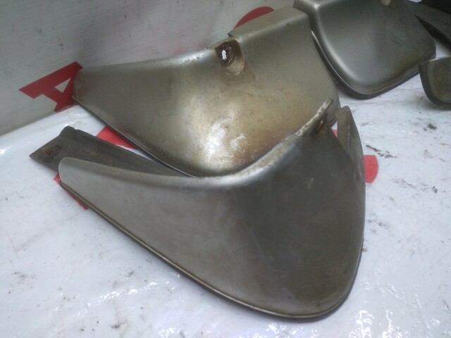 Брызговик TOYOTA Corolla 