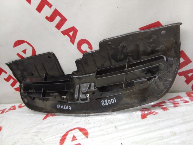 Решетка радиатора HONDA Orthia 