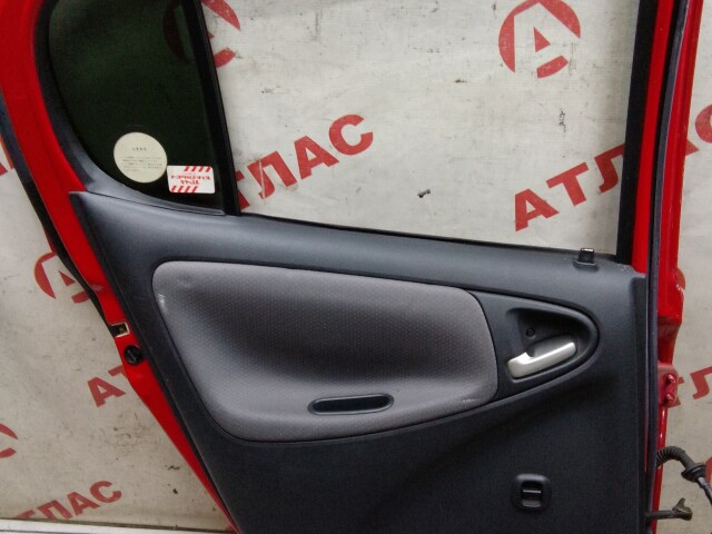 Дверь TOYOTA Vitz 