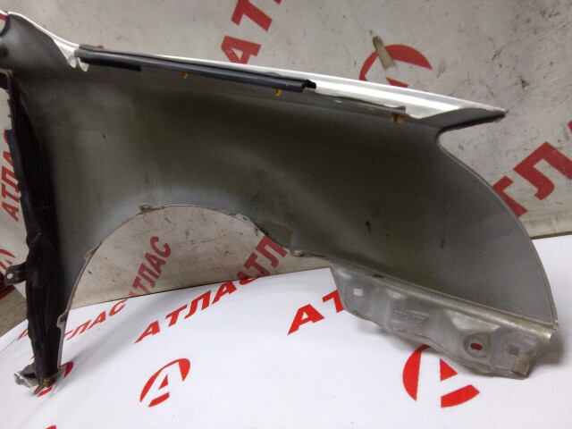 Крыло TOYOTA Avensis 