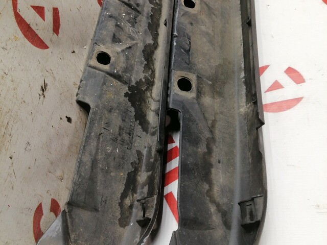 Накладка порога TOYOTA Ist 