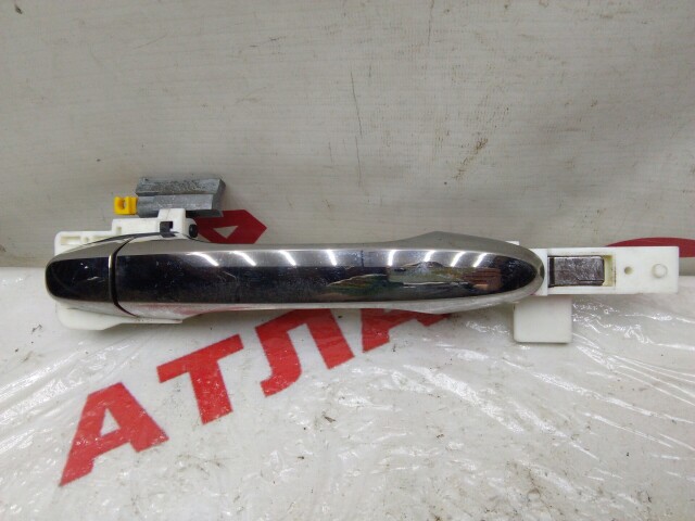 Ручка двери HONDA Jade 