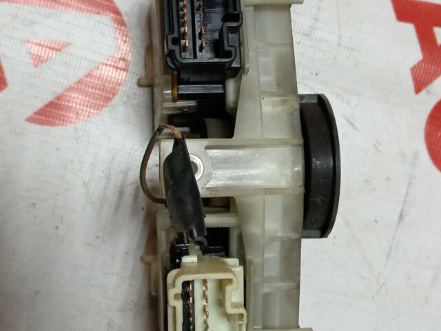 Гитара руля TOYOTA Sprinter 