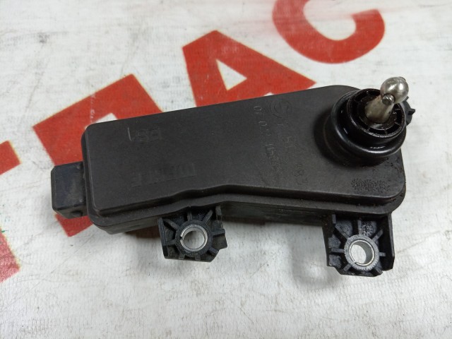 Сервопривод заслонки печки BMW I320 