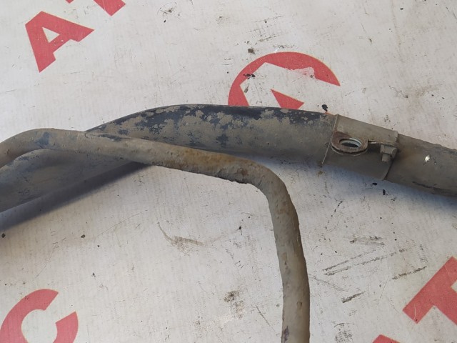 Горловина бензобака TOYOTA Avensis 