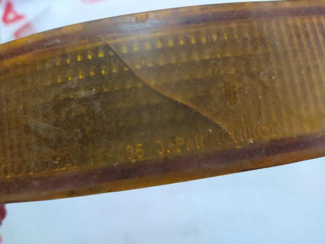 Повторитель в бампер TOYOTA Corolla 