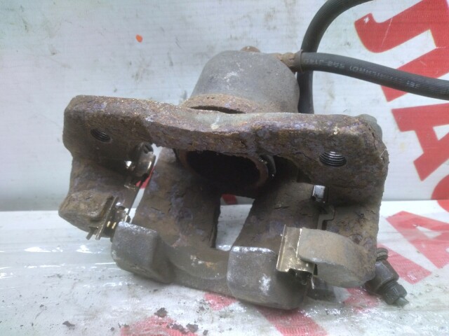 Суппорт TOYOTA Vitz 