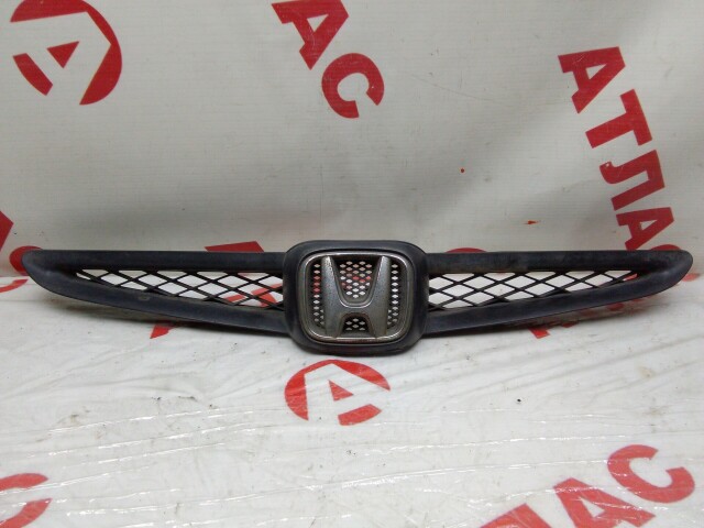 Решетка радиатора HONDA Fit 