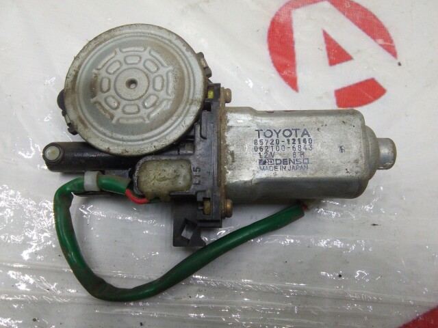 Моторчик стеклоподъёмника TOYOTA Sprinter 